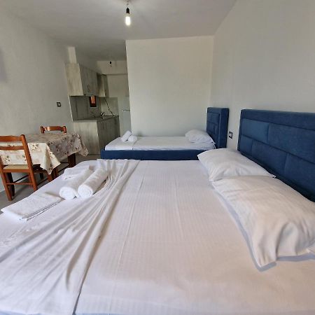 Petrefi Apartments Ksamil Kültér fotó