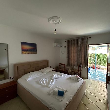 Petrefi Apartments Ksamil Kültér fotó