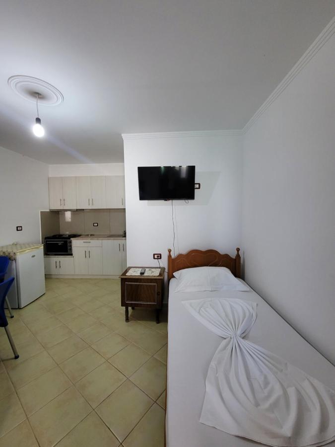 Petrefi Apartments Ksamil Kültér fotó