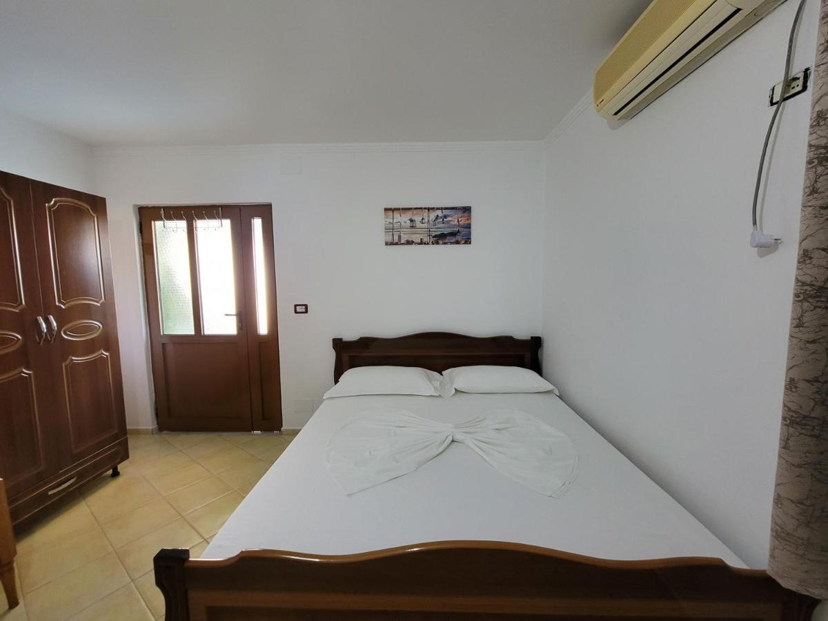Petrefi Apartments Ksamil Kültér fotó