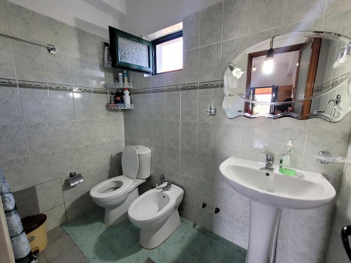 Petrefi Apartments Ksamil Kültér fotó