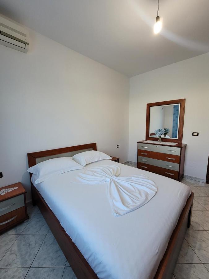 Petrefi Apartments Ksamil Kültér fotó