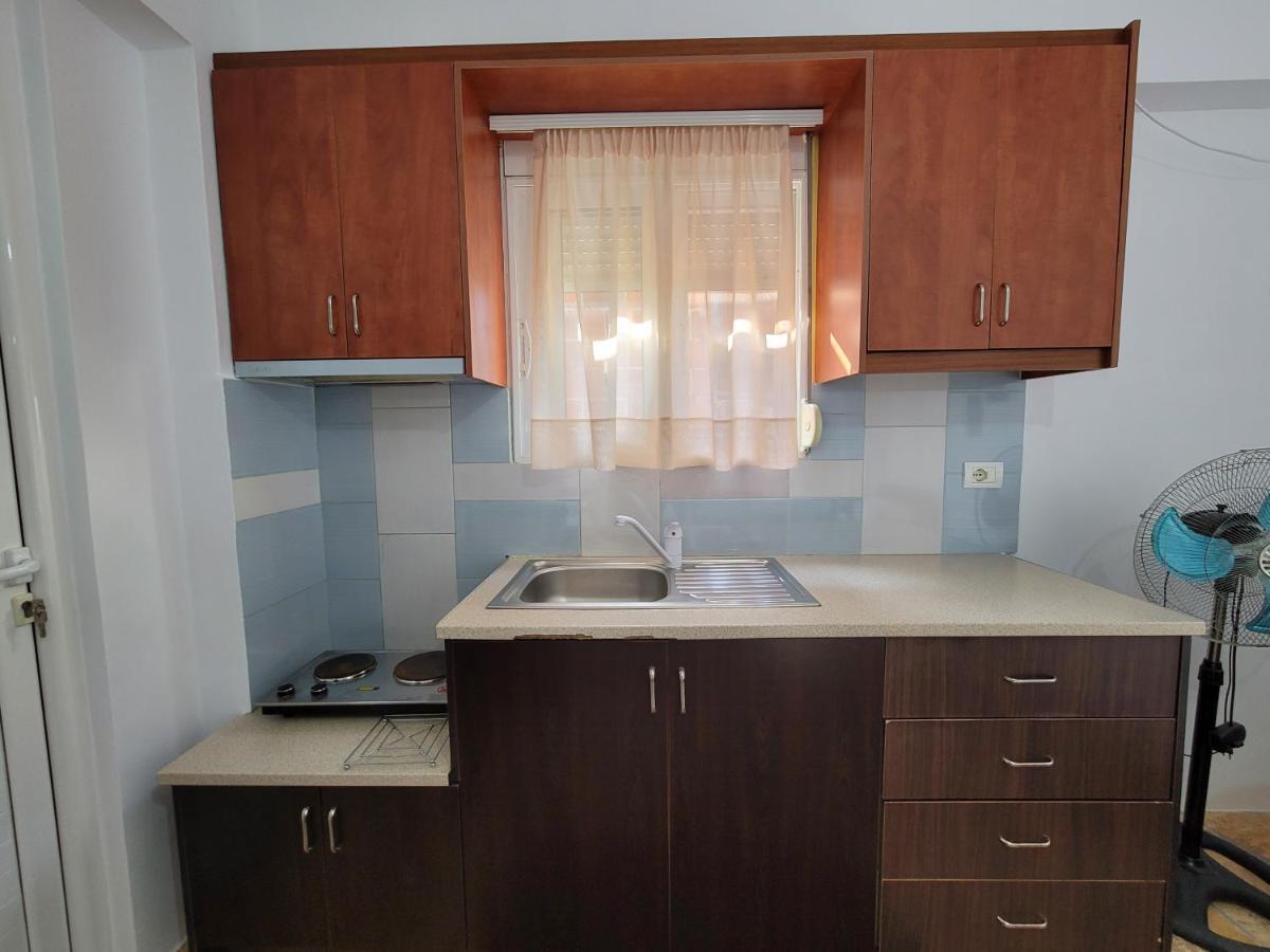 Petrefi Apartments Ksamil Kültér fotó
