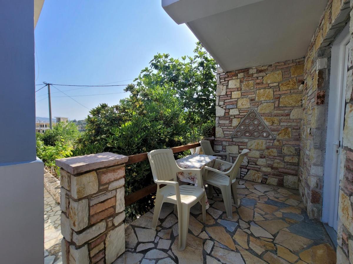 Petrefi Apartments Ksamil Kültér fotó