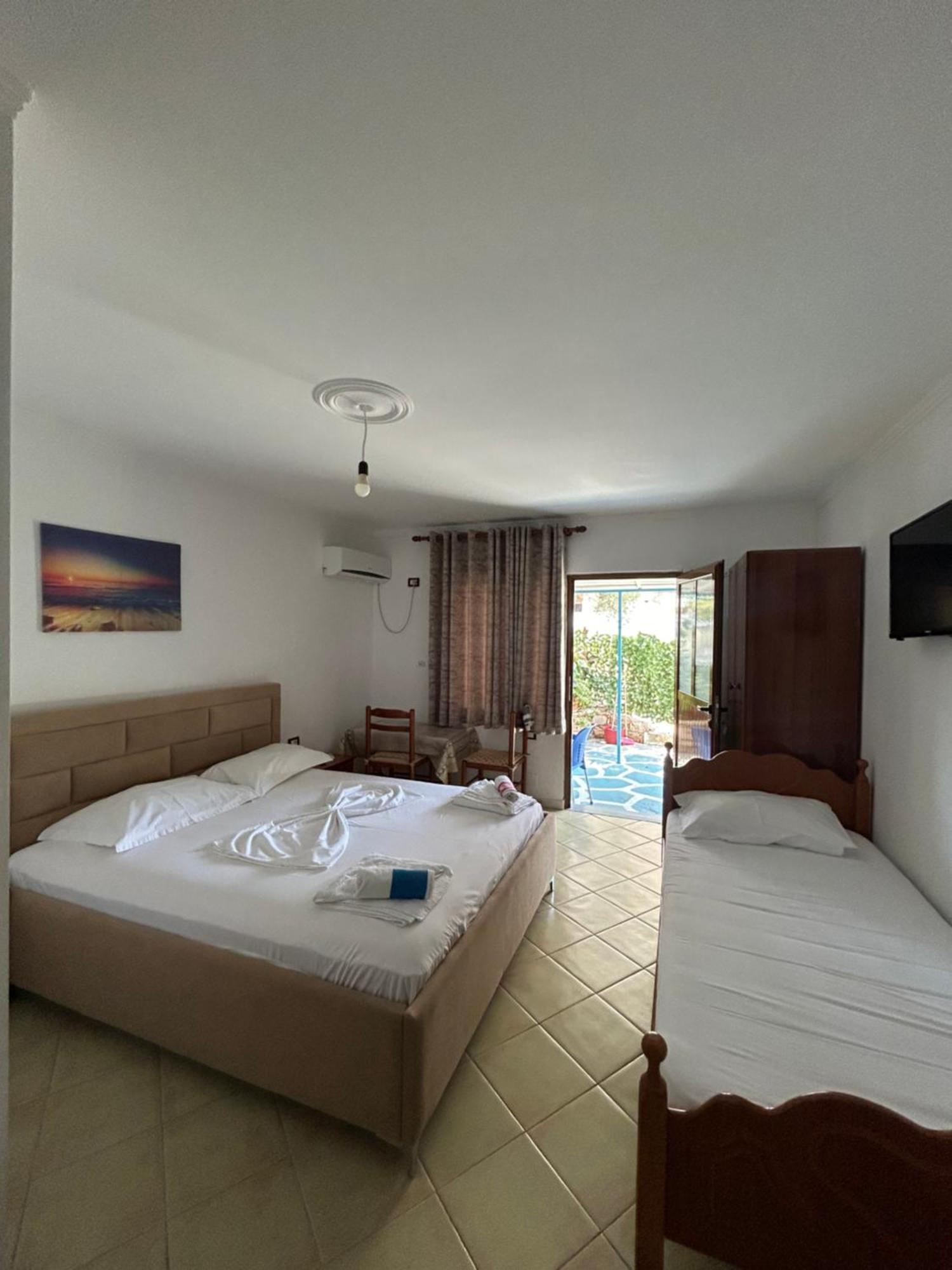 Petrefi Apartments Ksamil Kültér fotó